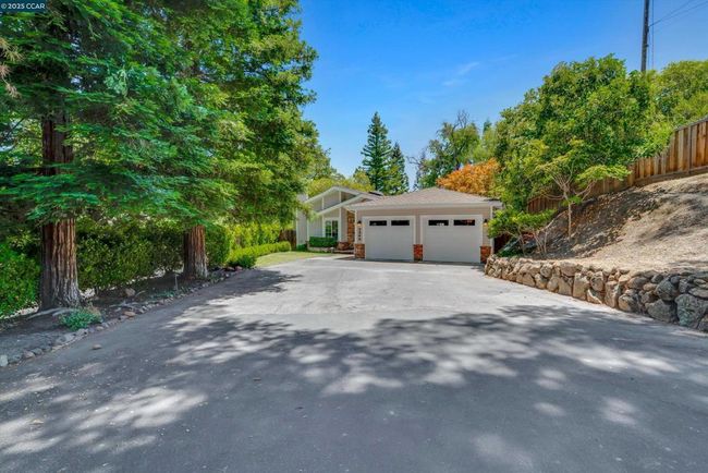 2345 San Miguel Dr, House other with 4 bedrooms, 3 bathrooms and 2 parking in Walnut Creek CA | Image 5