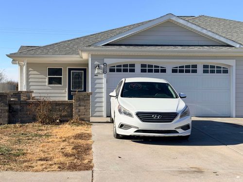 6390 Copperleaf Drive, Wamego, KS, 66547 | Card Image