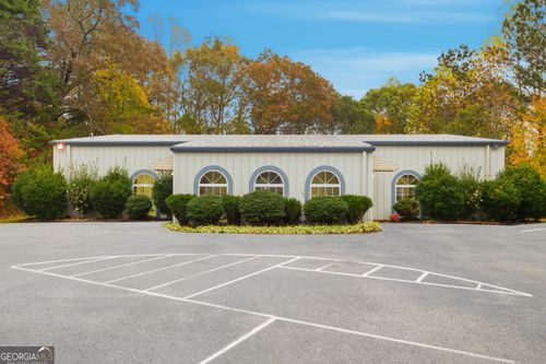 300 Hills Xing, Clarkesville, GA, 30523 | Card Image
