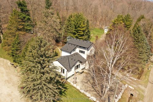 9584 Melrose Dr, Komoka, ON, N0L1R0 | Card Image
