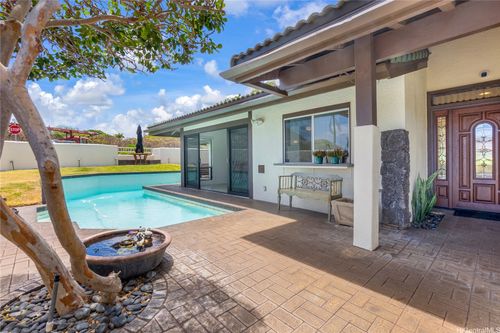 7704 Kalohelani Pl, Honolulu, HI, 96825-2818 | Card Image