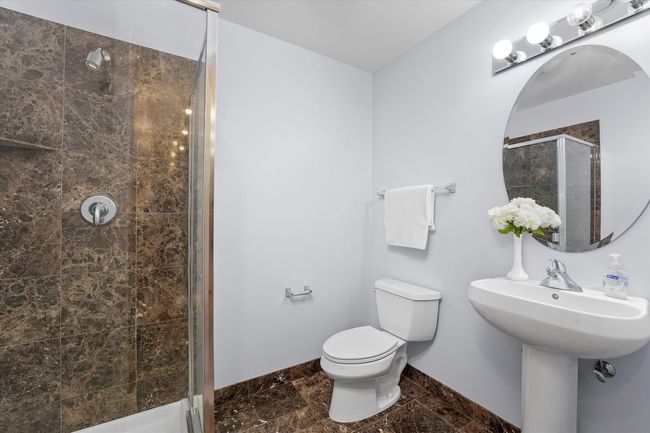 APT-1301 - 330 W Grand Ave, Home with 2 bedrooms, 2 bathrooms and null parking in CHICAGO IL | Image 17