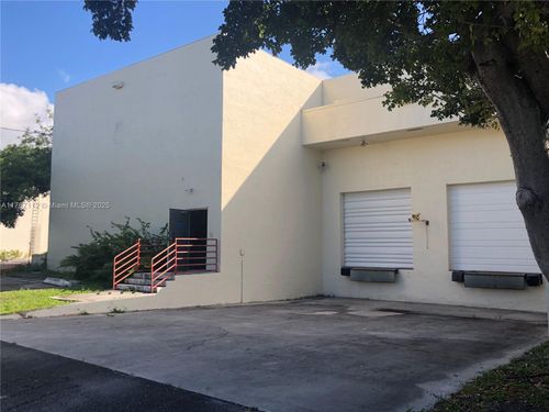 3501 Nw 54th St, Fort Lauderdale, FL, 33309-6358 | Card Image