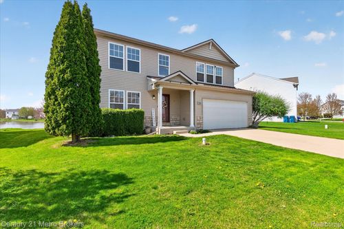 3324 Pine Run Dr, Swartz Creek, MI, 48473-8635 | Card Image