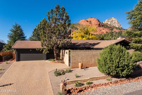 445 Last Wagon Dr, Sedona, AZ, 86336-3968 | Card Image