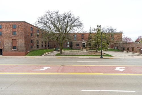 34-1501 Rose Street, La Crosse, WI, 54603 | Card Image