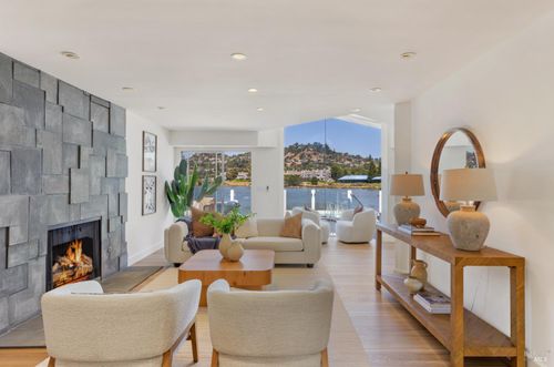 254 Riviera Cir, Larkspur, CA, 94939-1507 | Card Image