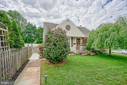 18 Andy Snyder Rd, WOODBURY, NJ, 08096-2860 | Card Image