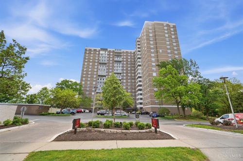 2444 Madison Rd, Cincinnati, OH, 45208-1256 | Card Image