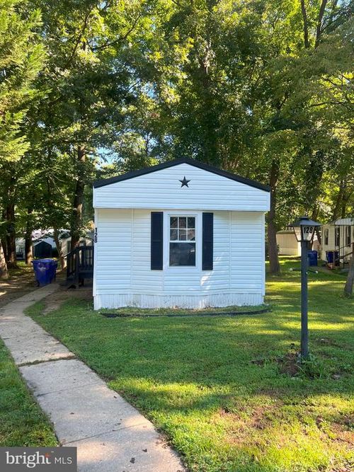 128-128 Ivy Ridge Ct, SMYRNA, DE, 19977-2728 | Card Image