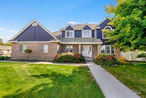 2024 Julie Ln, Twin Falls, ID, 83301-8359 | Card Image