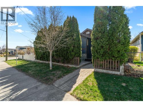 795 Nicola Street, Kamloops, BC, V2C2R5 | Card Image