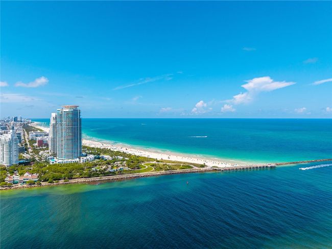 APT-3003 - 100 S Pointe Dr, Condo with 3 bedrooms, 4 bathrooms and null parking in Miami Beach FL | Image 42