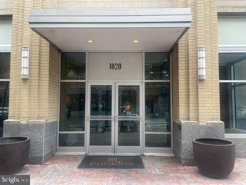 1105-1020 N Highland St, ARLINGTON, VA, 22201-2190 | Card Image