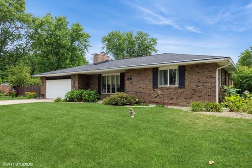 5 Sycamore Ln, Hobart, IN, 46342-5745 | Card Image