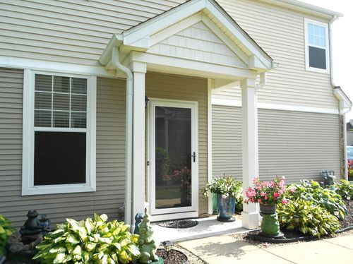 1950 Cobblestone Dr, Carpentersville, IL, 60110-1209 | Card Image