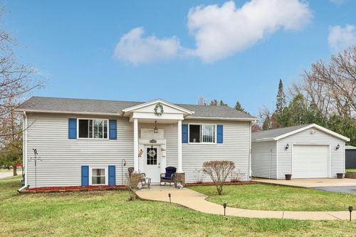 6241 237th Ave, Salem, WI, 53168-9631 | Card Image