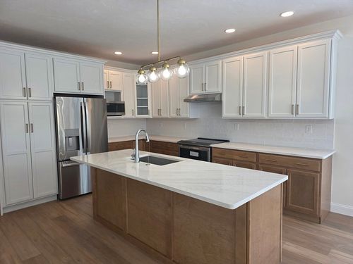 10-20 Fidelity Dr, Rutland, MA, 01543-1568 | Card Image