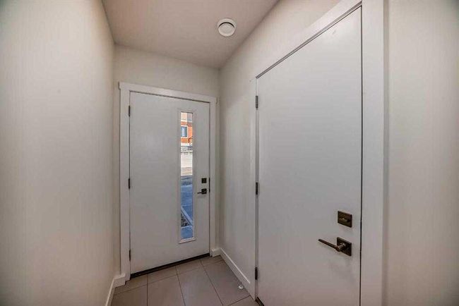 330 Sage Hill Cir Nw, Townhouse with 3 bedrooms, 2 bathrooms and 3 parking in Calgary AB | Image 15