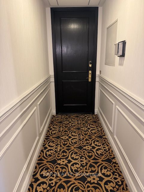 Commercial Lease in Toronto C01 3