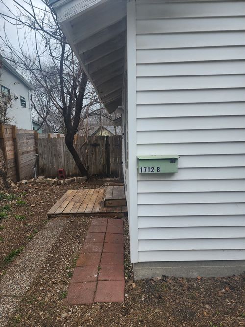 1712 Valeria -B Street, Austin, TX, 78704 | Card Image