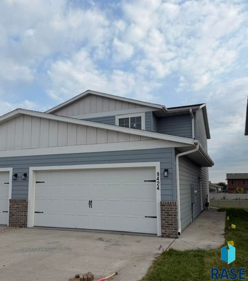 9424 W Tunis Dr Drive, Sioux Falls, SD, 57106 | Card Image