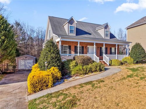 4064 Clinard Ave, Winston Salem, NC, 27127-6060 | Card Image
