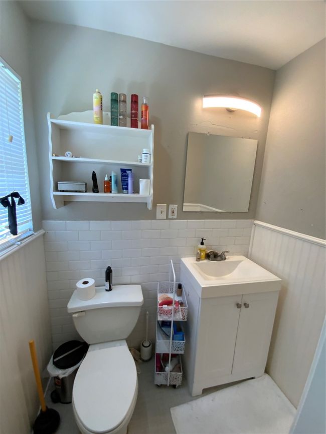 401 S Weatherford St, House other with 3 bedrooms, 2 bathrooms and null parking in Chico TX | Image 7