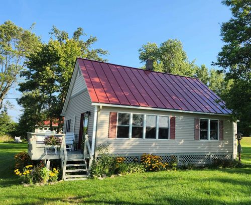 1098 Hathaway Point Rd, Saint Albans, VT, 05478-7169 | Card Image