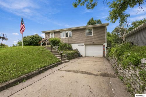 3801 Young Street, Omaha, NE, 68112 | Card Image