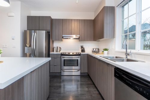 93-30989 Westridge Pl, Abbotsford, BC, V2T0E7 | Card Image