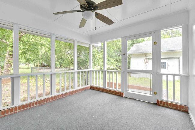 Screened Porch | Image 30