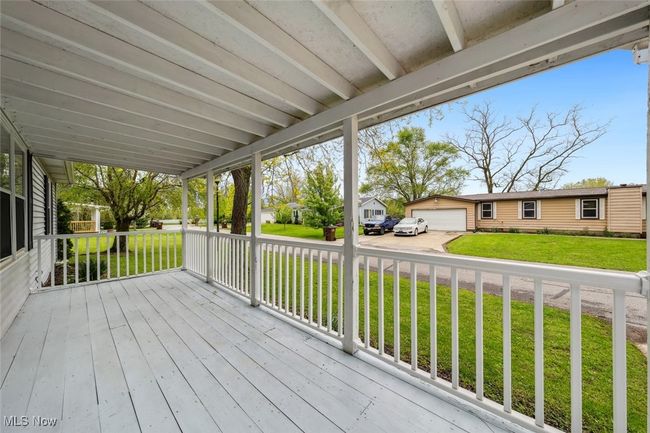 18 Lakeview Ct, House other with 3 bedrooms, 2 bathrooms and null parking in Lagrange OH | Image 4