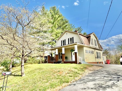 1104 King Springs Rd, Johnson City, TN, 37601-5010 | Card Image