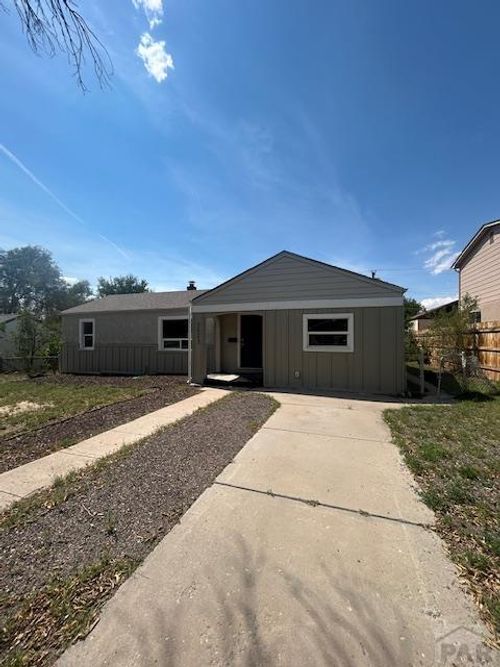 3023 Cascade Ave, Pueblo, CO, 81008-1241 | Card Image