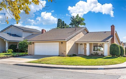 3761 Provincetown Ave, Irvine, CA, 92606-1727 | Card Image