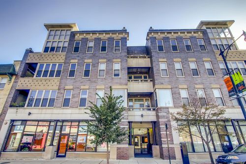 c202-3113 Lawrence Ave, Chicago, IL, 60625-3477 | Card Image