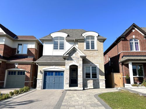 38 Foxberry Rd, East Gwillimbury, ON, L9N0P6 | Card Image