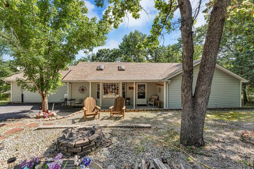 81 Deer Ridge Trl, Kimberling City, MO, 65686-9244 | Card Image