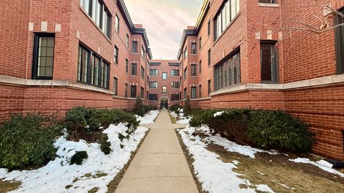 apt-1s-2016 1/2 Sherman Ave, Evanston, IL, 60201-3289 | Card Image