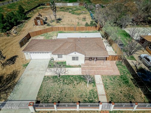 10519 E Avenue R4, Littlerock, CA, 93543-1312 | Card Image