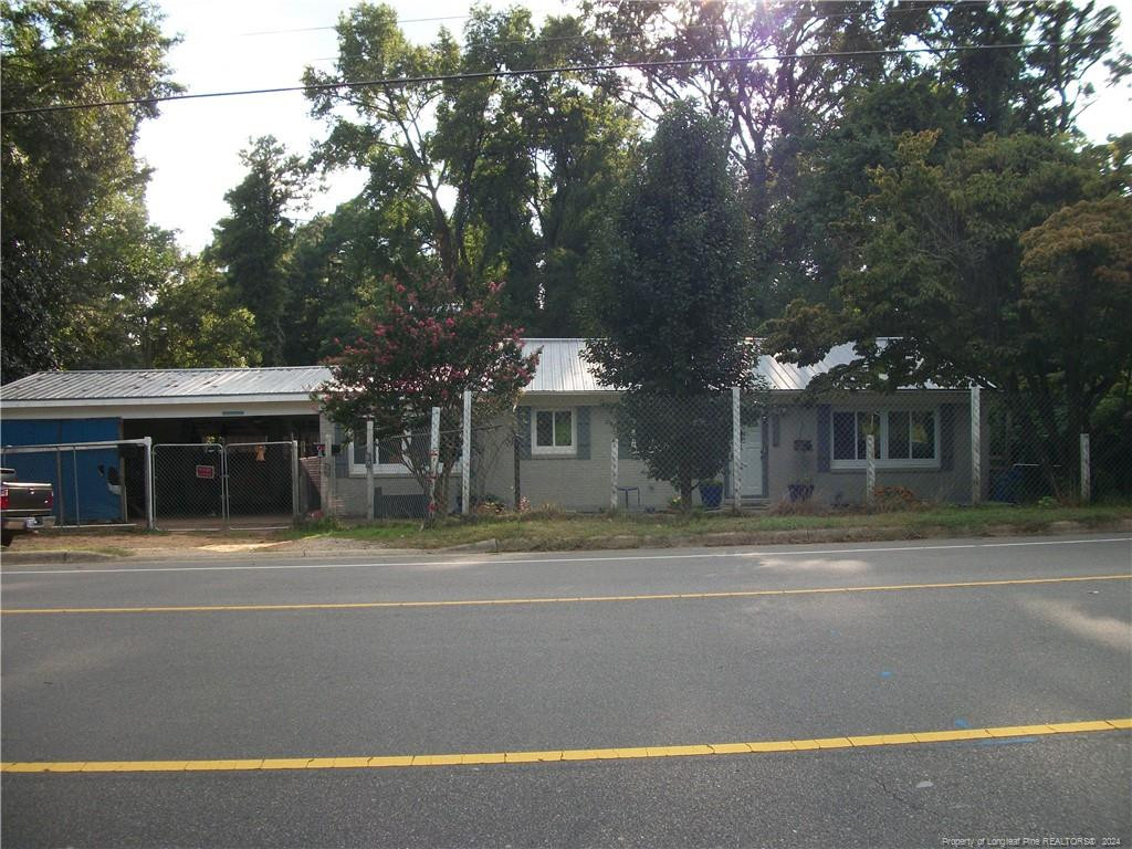 7th St, Sanford, NC 27330