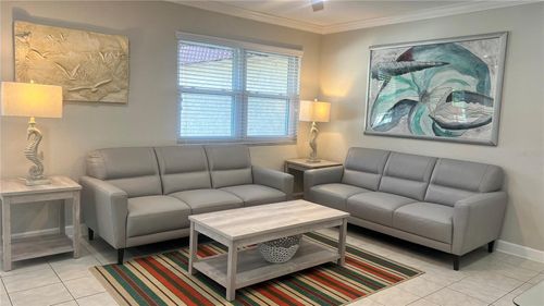 apt-22-10036 63rd Ave N, Saint Petersburg, FL, 33708-4553 | Card Image