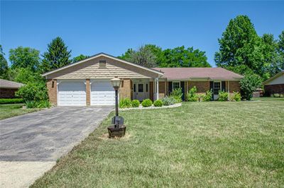 210 Glenburn Drive, House other with 3 bedrooms, 2 bathrooms and null parking in Dayton OH | Image 1