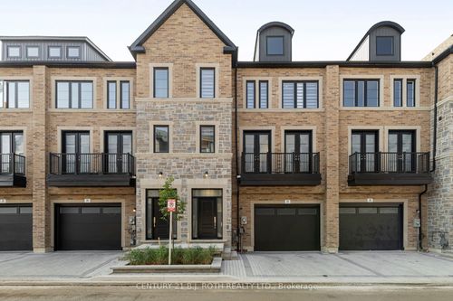 23-260 Eagle St, Newmarket, ON, L3Y0G6 | Card Image