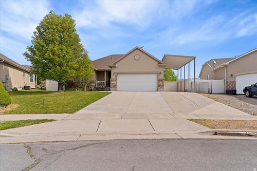 949 E Chris Cir, Clearfield, UT, 84015-6289 | Card Image