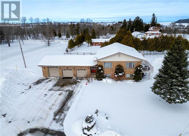 10 Vanhorn St, House other with 4 bedrooms, 2 bathrooms and null parking in Gore Bay ON | Image 50