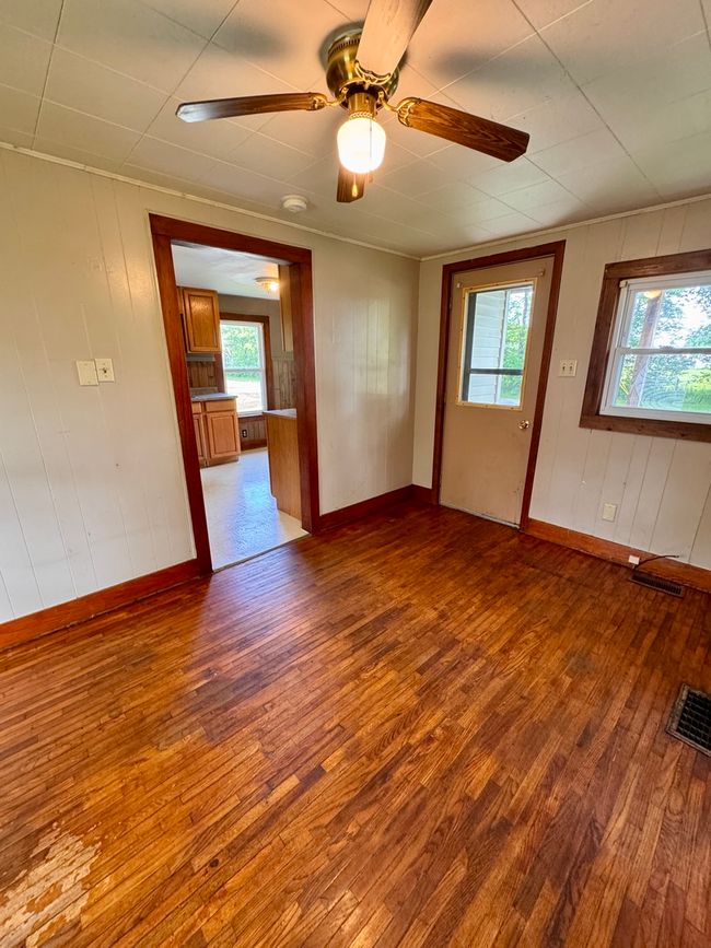 1202 E Water St, House other with 1 bedrooms, 1 bathrooms and 4 parking in Pontiac IL | Image 11