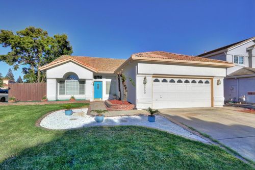 8859 Westside Way, Elk Grove, CA, 95758-6276 | Card Image