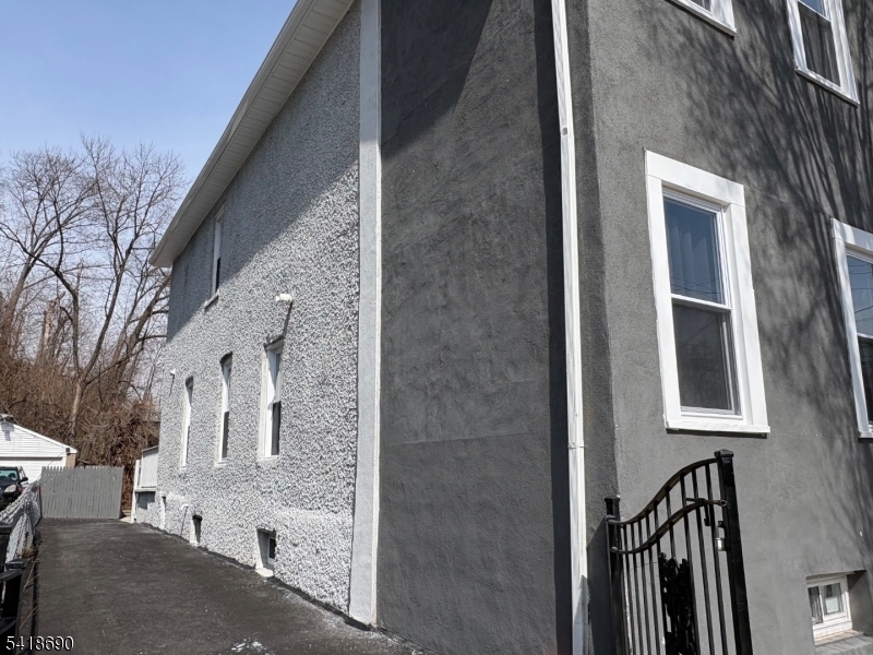 Residential Lease in Passaic City 4